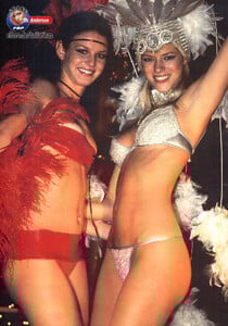 70377_MAS_Hermanas_Neumann.JPG