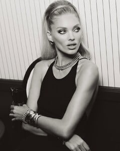 @hoskelsa shot last year in Cannes Seen on @harpersbazaarus Styling @danixmichelle Makeup @hungvanngo Hair @daniellepriano (13).jpg
