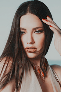 Adriana Lima1.png