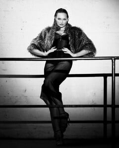 All out with Romee for Numéro  ROMEE STRIJD at IMG @romeestrijd @imgmodelsphotography DANIEL SARS @daniel.sarsstyling KOEN T. HENDRIKS at SCHIERKE.HOTTAS @koenthendriks @schierkeartistshair HESTER WERNERT RIJN (9).jpg