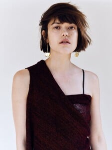 Anna-Nevala-by-Graham-Dunn-for-Nest-Magazine-Fall-2017-12.jpg