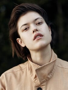 Anna-Nevala-by-Graham-Dunn-for-Nest-Magazine-Fall-2017-9.jpg