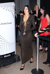 Dua_Lipa_at_50th_Chaplin_Award_Gala_in_New_York_04-28-2025__28_.jpg