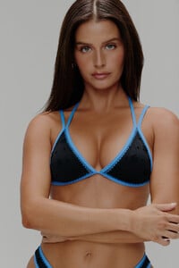 Frankiesbikinis-LunaTop-Eclipse-Detail.jpg