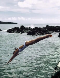 Maria Khan_Xavi Gordo_Harper’s Bazaar Espana _2025-06 (3).jpg