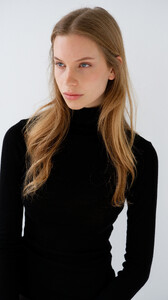 Mia-Scantlebury-62-Digis-July-04.jpg