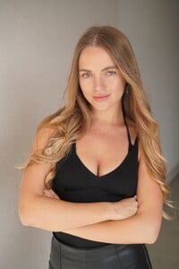 OliaArt - Polaroids - 377983_90167515a1ac4e1494e11e7d646a3f35~mv2.jpg