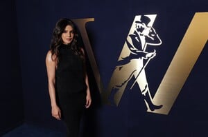 Priyanka_Chopra_Jonas_attends_as_Johnnie_Walker_Vault_Drops_Couture_Expression_Blends_With_Olivier_Rousteing_on_May_032C_2025_in_New_York_City2121_28329.jpg