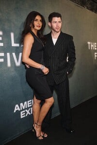 Priyanka_Chopra_Malaysia_283429~7.jpg