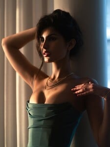 Yael_Cohen_Aris_-_Cleavage_05-28-20250001.jpg