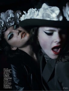 Yemchuk_Another_Magazine_Fall_Winter_2008_09_10.thumb.jpg.a944fc565a969cfaa45d89baac4d8975.jpg