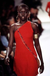 alekS97ralphlauren-4.thumb.jpg.91fe1076832863bd1714f5a17dec4e0c.jpg
