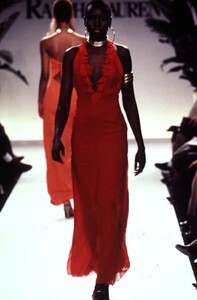 alekS97ralphlauren-5.thumb.jpg.17d8c71a232d9fdfbcc2193cbdfd0262.jpg