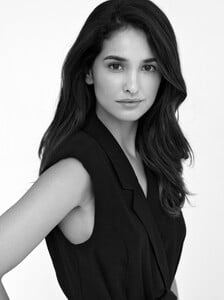 aline-dallarosa-lima_1105778.thumb.jpg.1bd252b6aa7fc9740b4c6d2b405c5324.jpg
