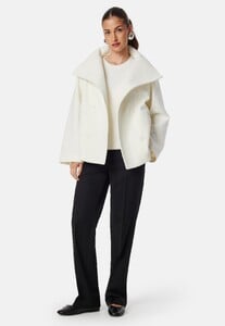 bubbleroom-ava-short-coat_21.jpg