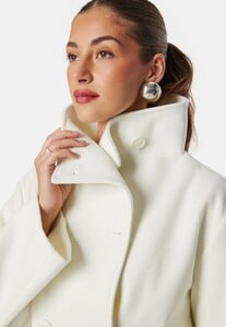 bubbleroom-ava-short-coat_22.jpg