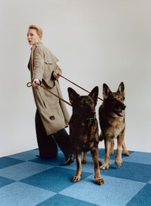 cate-blanchett-for-family-style-2025-12.jpg