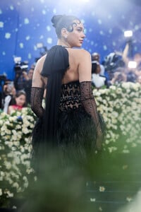 dualipa-14.jpg