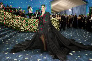 dualipa-15.jpg
