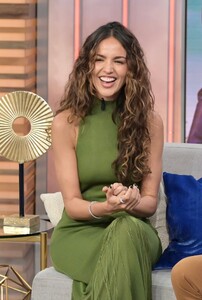 eiza-25.jpg