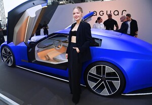 ellie-18.jpg