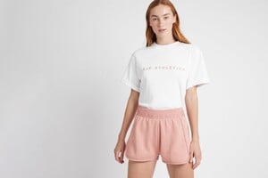 f5c4c7c9-2f04-4a37-bce7-3f73a42fdd4b.jpg