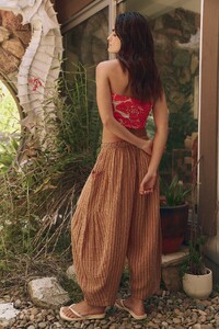 images.urbndata-1.thumb.jpg.3581f8a6c1a31efcf242d310c491ab00.jpg