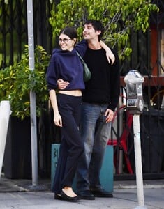 kaia-gerber-steps-out-in-effortless-la-style-03.29.2025-11.jpg