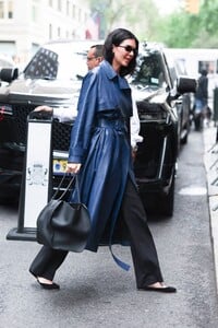 kendall-jenner-s-effortless-elegance-on-the-upper-east-side-5.jpg