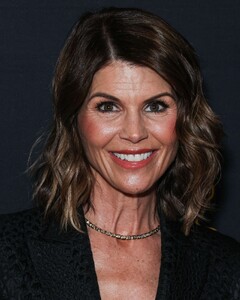lori-loughlin-at-movieguide-awards-gala-in-los-angeles-02-09-2024-3.jpg