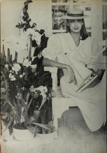 mademoiselle86jannewy_0852.jpg.d0ee6da1210ef1f9473425362f3c4754.jpg