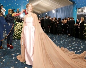 maya-hawke-06.jpg