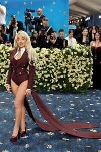 metgala-050525-017.jpg