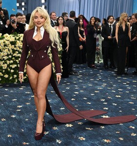 metgala-050525-025.jpg