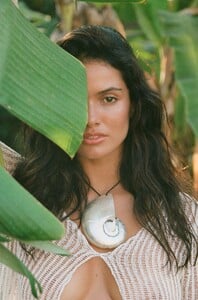 naya.thumb.jpeg.3763fc1229f886947b39070c272274a4.jpeg