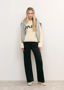 pantalon-acampanado-corte-lateral.jpg