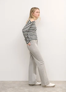 pantalon-culotte-bordado-estrellas(5).jpg