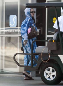 rihanna-and-a-ap-rocky-return-from-caribbean-vacation-02.26.2025-6.jpg