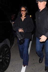 rihanna-rocks-rare-chanel-bags-at-italian-hotspot-3.jpg