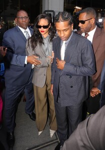 rihanna-s-courtroom-presence-a-ap-rocky-verdict-style-9.jpg
