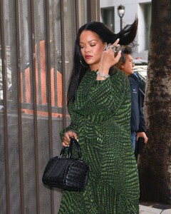 rihanna-supports-asap-rocky-in-court-02.14.2025-2.jpg