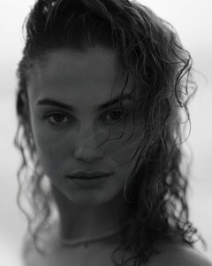 rose_bertram_1733087113_3513711835242808133_33238731518214976920bfc5.jpg