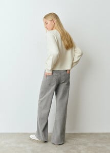 side-seam-trousers_2.jpg
