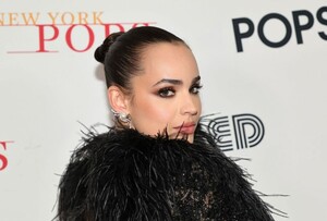 sofia-carson-at-new-york-pops-42nd-birthday-gala-in-new-york-04-28-2025-3.jpg