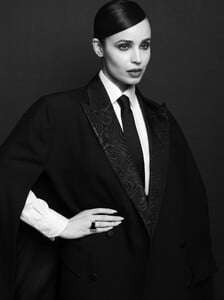 sofia-carson-for-tings-magazine-april-2025-1.jpg