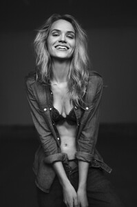 sophie feline32.jpg