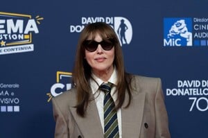 steptodown.com665927.thumb.jpg.4b1d5b88ce05cfba397c7ed1a62f7664.jpg