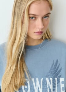 sudadera-tinte-en-prenda-print-alas_2.jpg