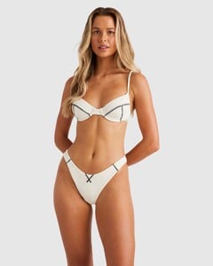 ubjx400577_billabong_scs_frt1_3b81c1a0-4bd5-4b00-a3da-555708ec0c95.jpg