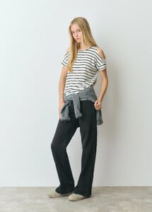 woven-striped-t-shirt-with-cut-out-shoulders_1.jpg